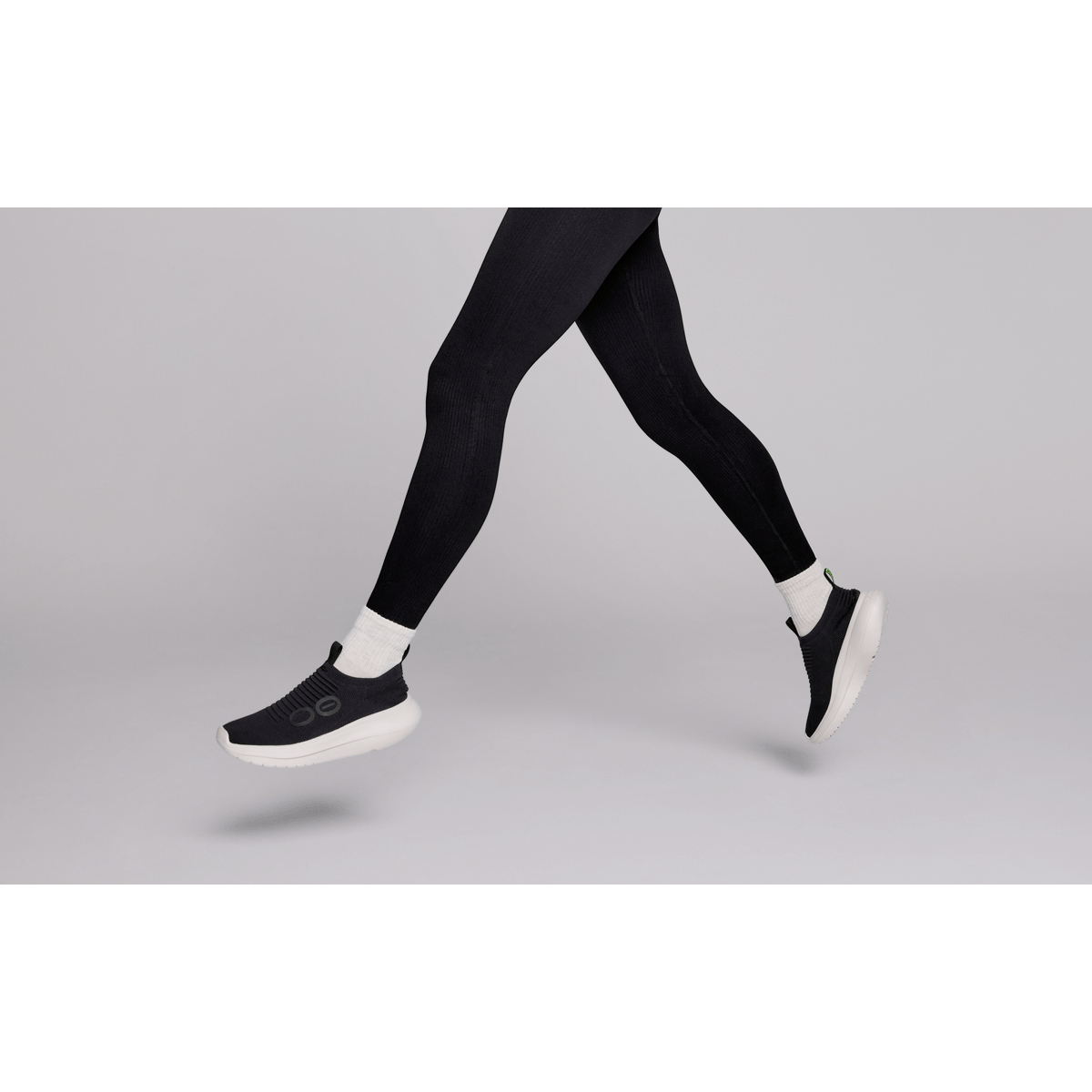 Women's Oomy Zen - Chalk Black - Image 10